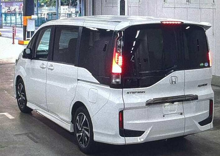 Honda Stepwgn Spada Cool Spirit