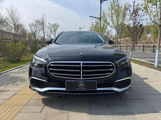 Mercedes E class 260L