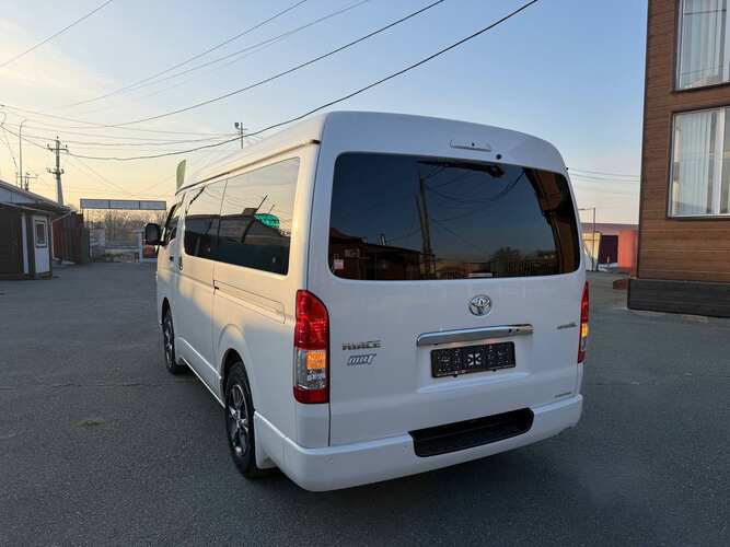 Toyota HIACE super GL