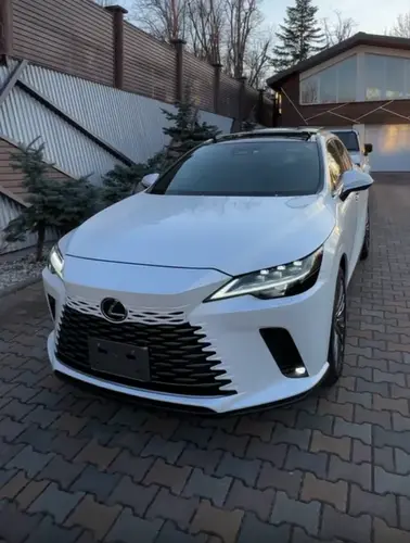 Lexus RX450h+