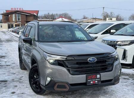Видео обзор автомобиля Subaru Forester 2025 года из Японии