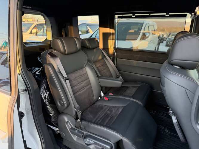 Honda Stepwgn Spada Premium line