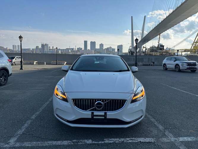 Volvo V40 T3