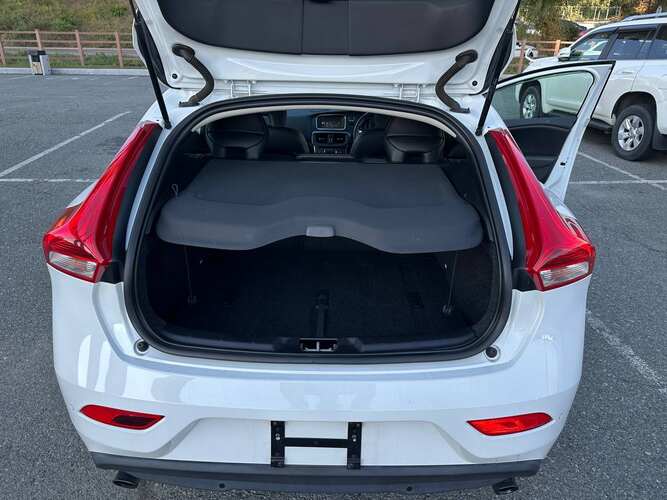 Volvo V40 T3