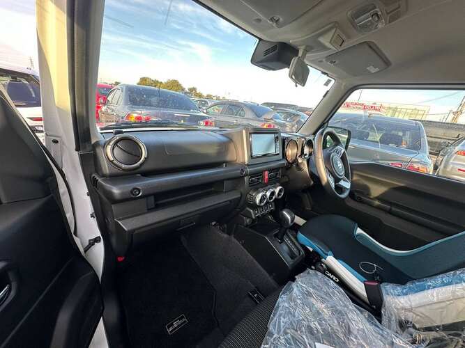 Suzuki Jimny Sierra