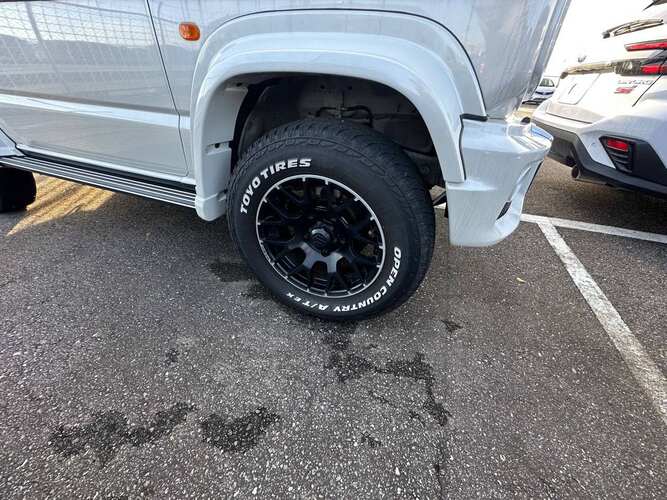 Suzuki Jimny Sierra