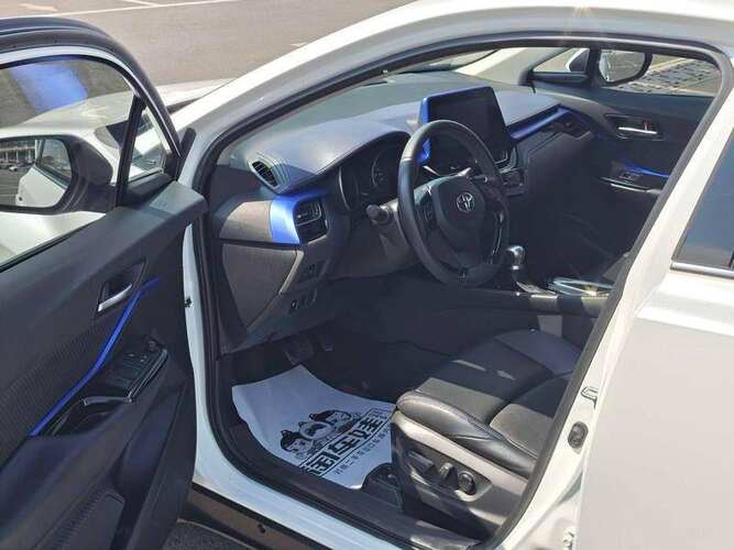 Toyota CH-R